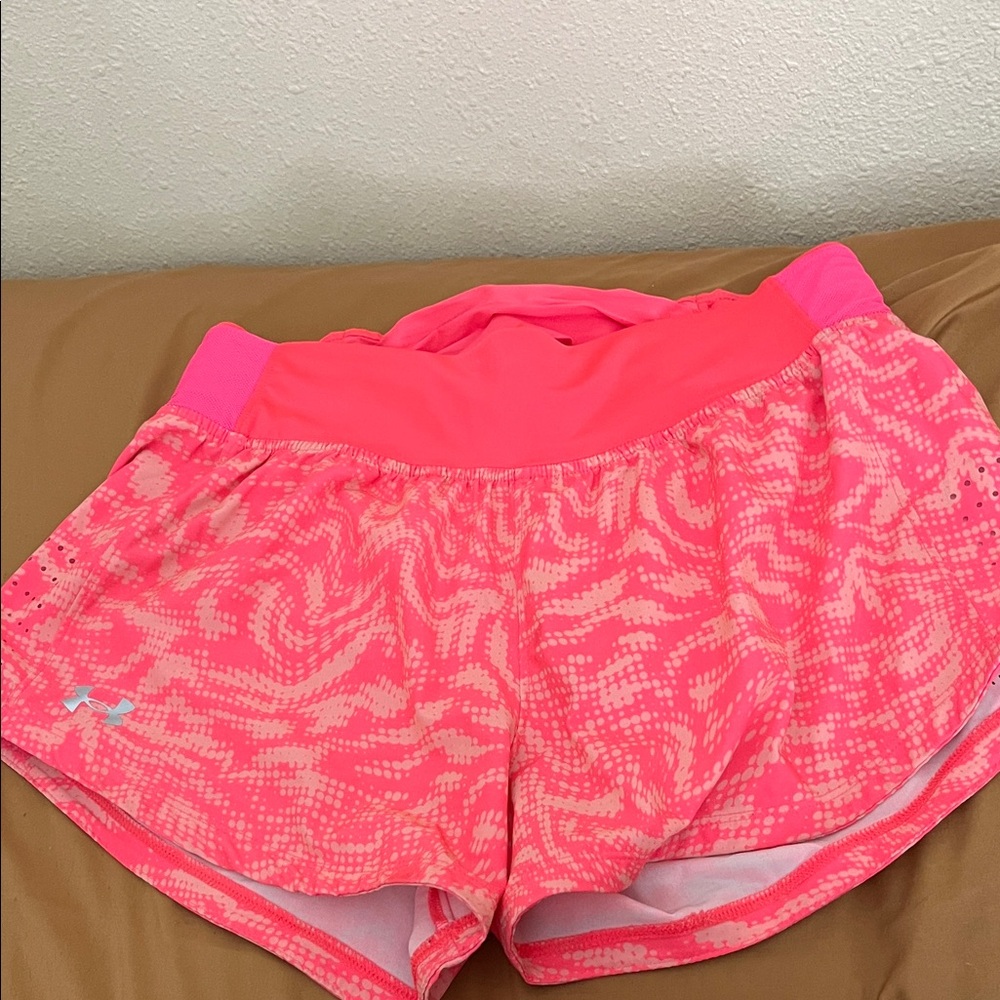 Under Armour Women's Vibrant Pink Patterned Shorts - Picture 1 of 1